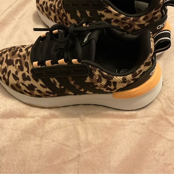 adidas Women's Racer Tr21 Running Shoe size 5 - Picture 10 of 11